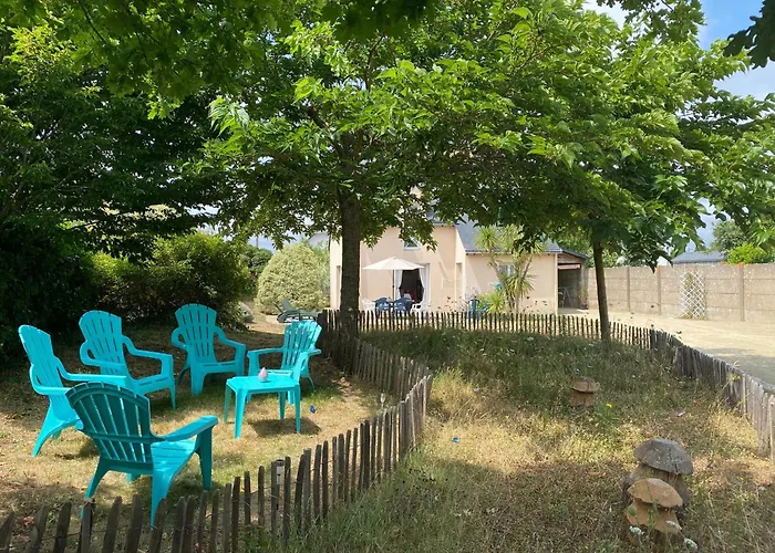 Ferienhaus Maison Traditionnelle Avec Jardin Et Activites, Au Calme Pres De La - Fr-1-306-1220