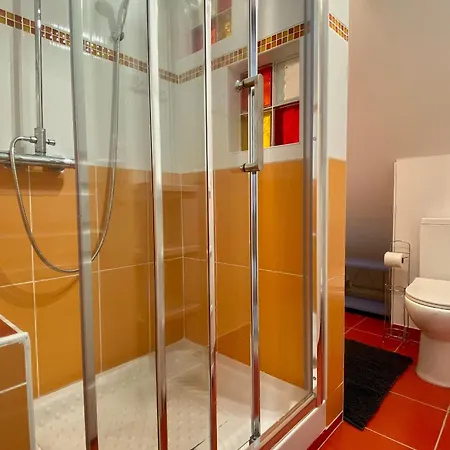 Maison Traditionnelle Avec Jardin Et Activites, Au Calme Pres De La - Fr-1-306-1220 Pornichet