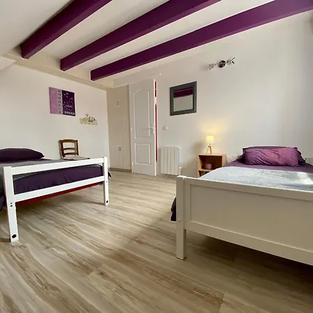 Maison Traditionnelle Avec Jardin Et Activites, Au Calme Pres De La - Fr-1-306-1220 Vakantiehuis