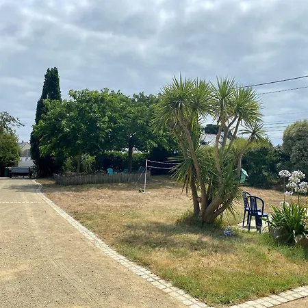 Vakantiehuis Maison Traditionnelle Avec Jardin Et Activites, Au Calme Pres De La - Fr-1-306-1220 *